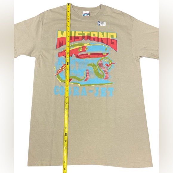 Junk Food Tees Mustang Cobra-Jet Graphic T-Shirt NWT Size Small - Picture 6 of 6